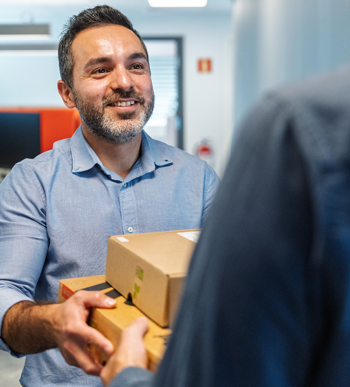 IT-drift ansvarlig hos Wican IT leverer nye laptoper oppdatert og sikret